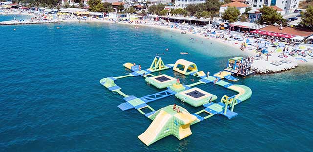 Riviera Okrug-Trogir Beach Toć Aquapark